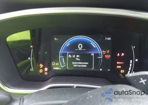 2024 Toyota Corolla Cross Hybrid Xse from USA, damaged, VIN 7MUFBABG6RV021682